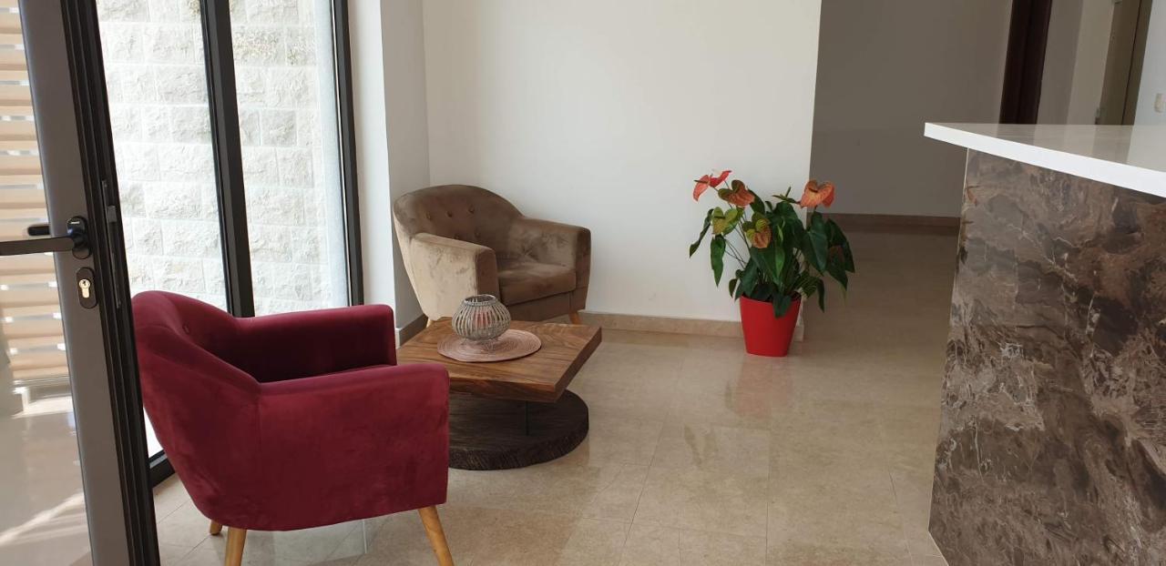 Hotel Svarog Bečići Ngoại thất bức ảnh